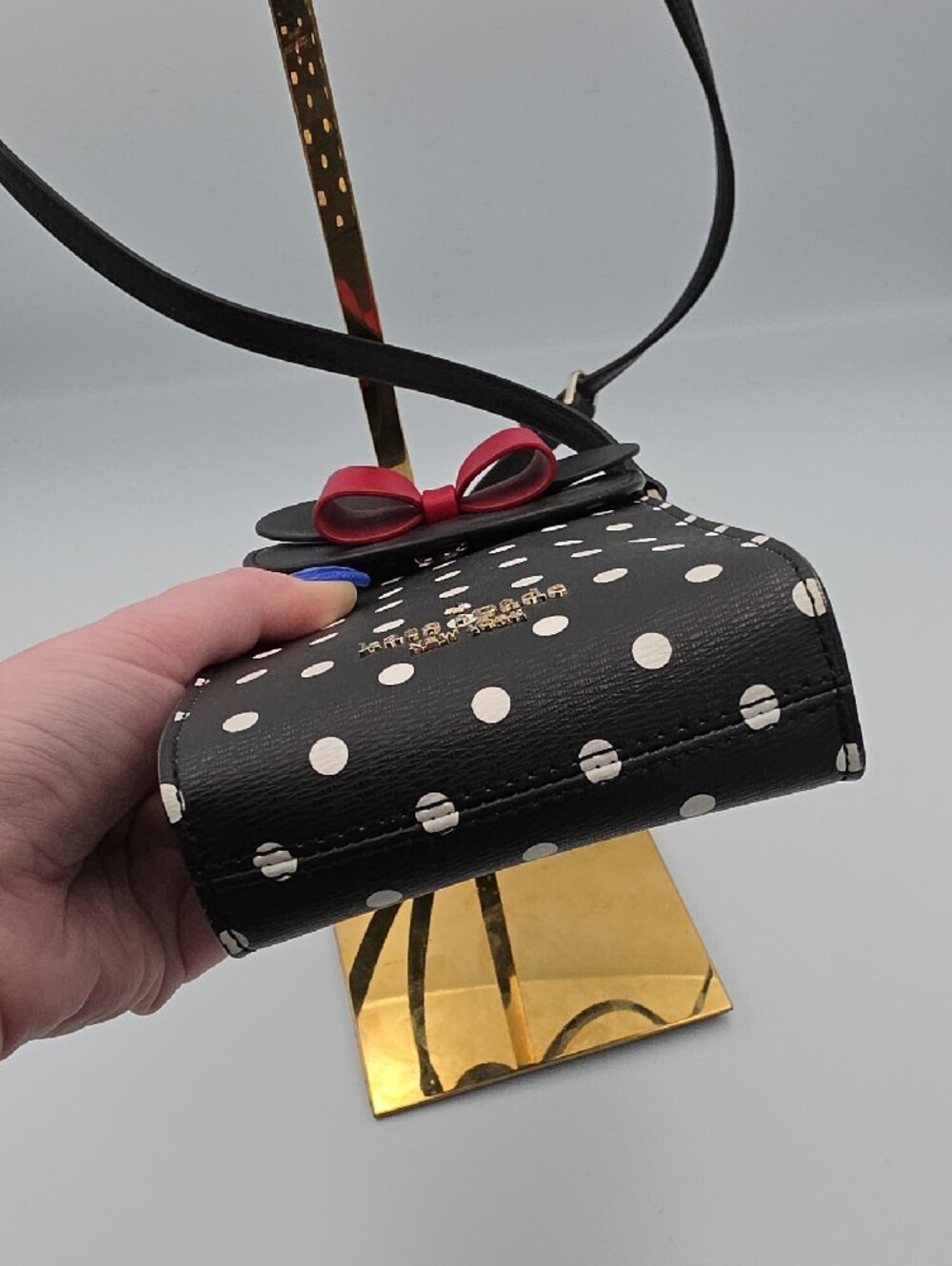 Kate Spade x Disney Minnie Mouse Polka Dot W Bow Phone Holder/Crossbody (NWOT)❤️ - Picture 9 of 14